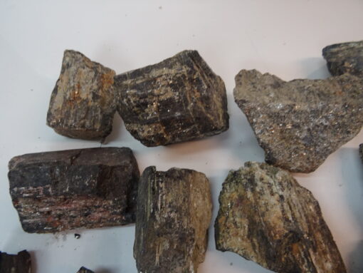 Job Lot Stunning Black Tourmaline Crystal Gemstone With Mica & Quartz Inclusions 5.1Kg (Sample) - Image 4